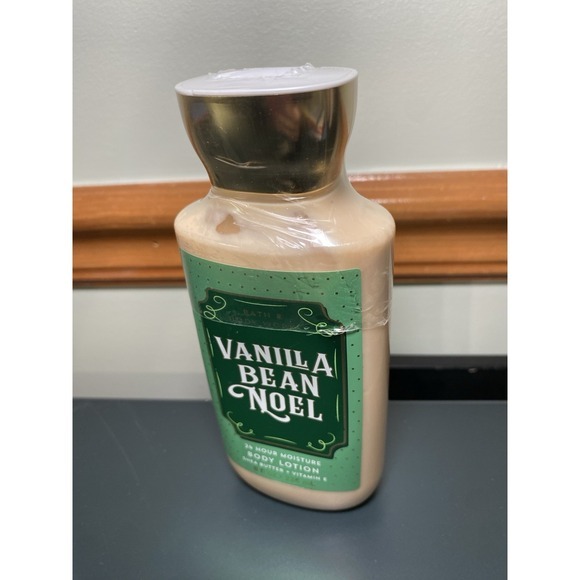 Bath & Body Works Other - Bath & Body Works Vanilla Bean Noel 2019 Holiday Traditions Body Lotion 8 oz